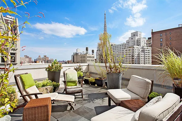 Rented by Douglas Elliman | media 17