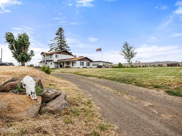 540 Zimmerman Rd, Yakima, WA 98908