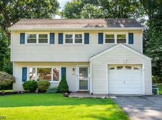 90 Reservoir Ave, Butler, NJ 07405