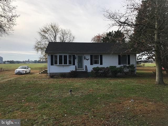 1st image of 23017 Westview Dr