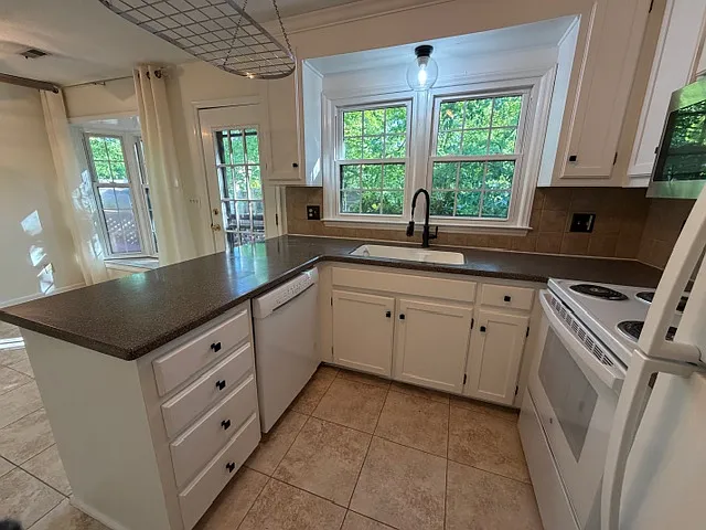 2326 Brandt Vlg — Photo 14
