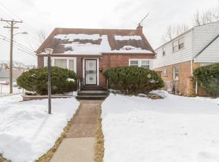 11 162nd Pl, Calumet City, IL 60409