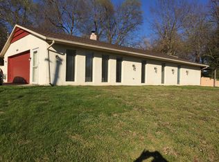 2616 N Marion Ave, Springfield, MO 65803