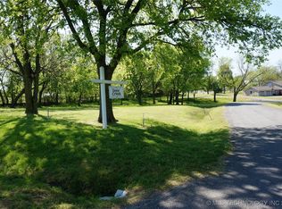 1037 Deer Crk, Pryor, OK 74361