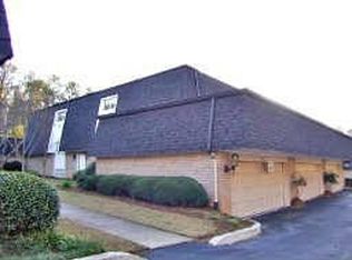 5255 Chemin De Vie, Sandy Springs, GA 30342