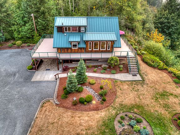 5th image of 11119 428th St E