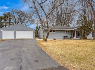 1418 Harlem Rd, Machesney Park, IL 61115