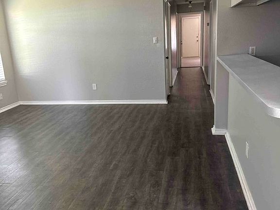 4th image of 3334 Heritage Ln