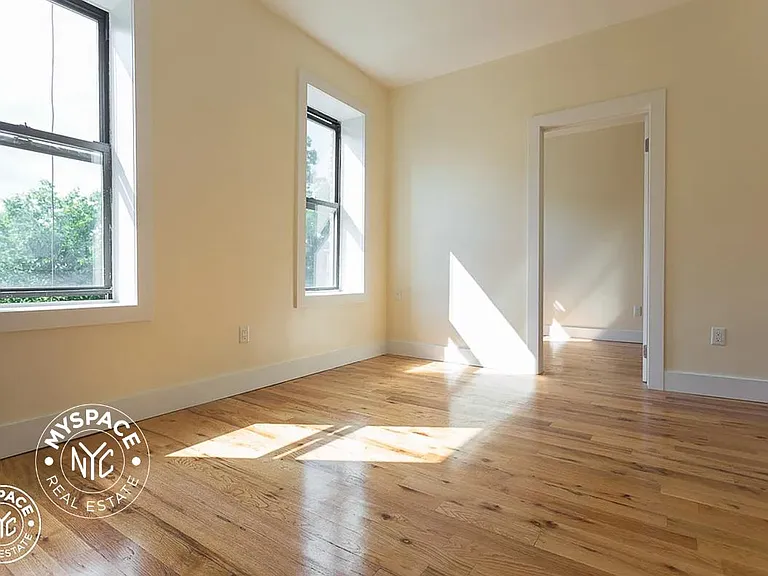 322 Rodney St #20 — Photo 1