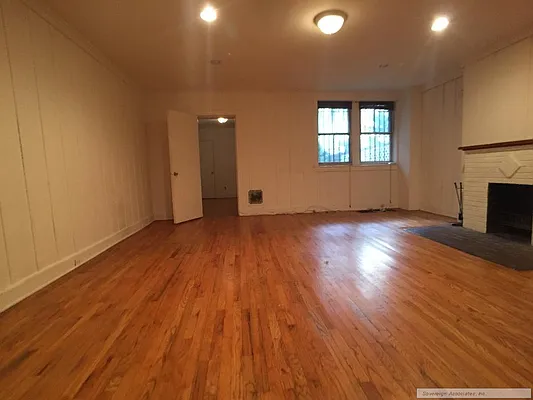 Rented by Sovereign Associates | media 15