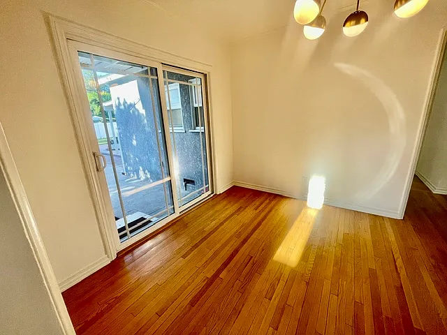 3 bed, 1242 sqft, $4,650 — Photo 4