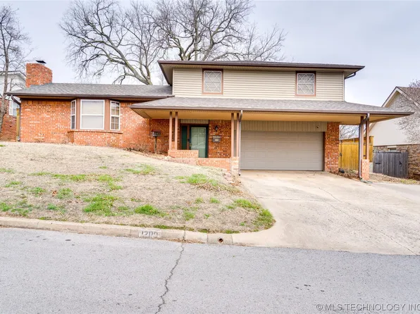 1209 E 7th St, Sand Springs, OK 74063