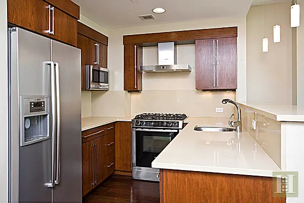 Rented by Halstead Real Estate | media 10