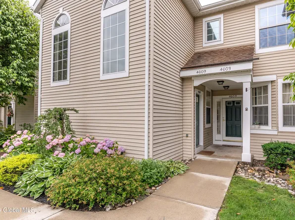 4609 Foxwood Drive S, Clifton Park, NY 12065