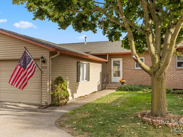 3120 Old Kent Rd SE, Kentwood, MI 49512