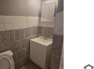2123 W Market St, Louisville, KY 40212