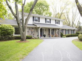 1700 Brojan Dr, Elm Grove, WI 53122