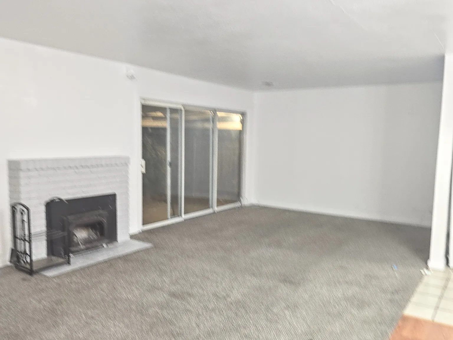 3 bed, 1285 sqft, $2,350 — Photo 4