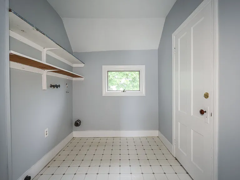 736 Maple St #2 — Photo 8