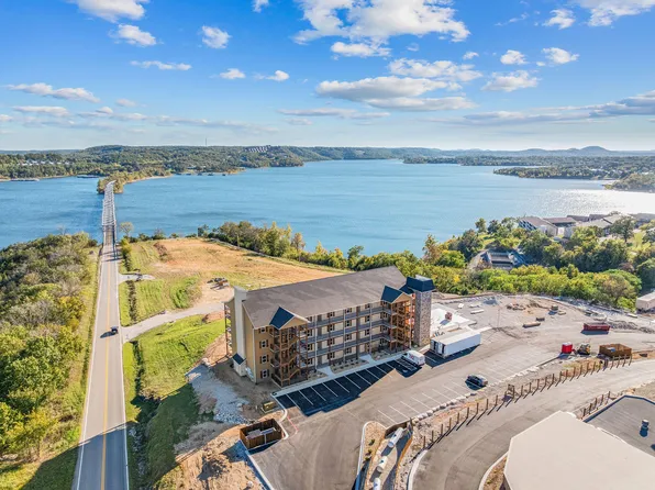 74 Bridgewater Loop #6 BLDG 1, Kimberling City, MO 65686