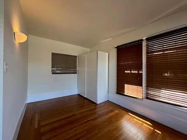 2238 Lakeshore Ave #2 — Photo 9