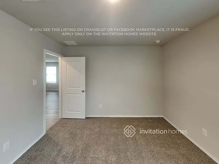 10511 Varmus Dr — Photo 6