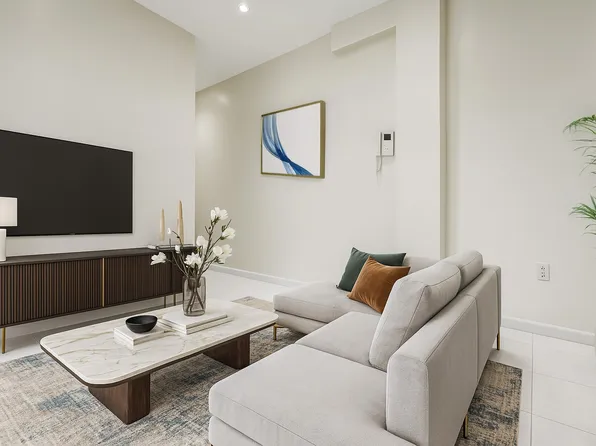 251 West 109th Street image 3 of 9