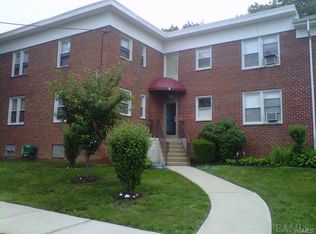 8 Wainwright Ave APT 1A, Yonkers, NY 10710