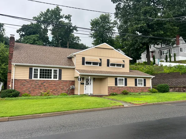 437 Southside Ave, Haledon, NJ 07508