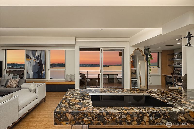 3rd image of 1107 1st Avenue #1204