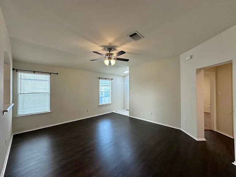 4510 Causeway Ct — Photo 4