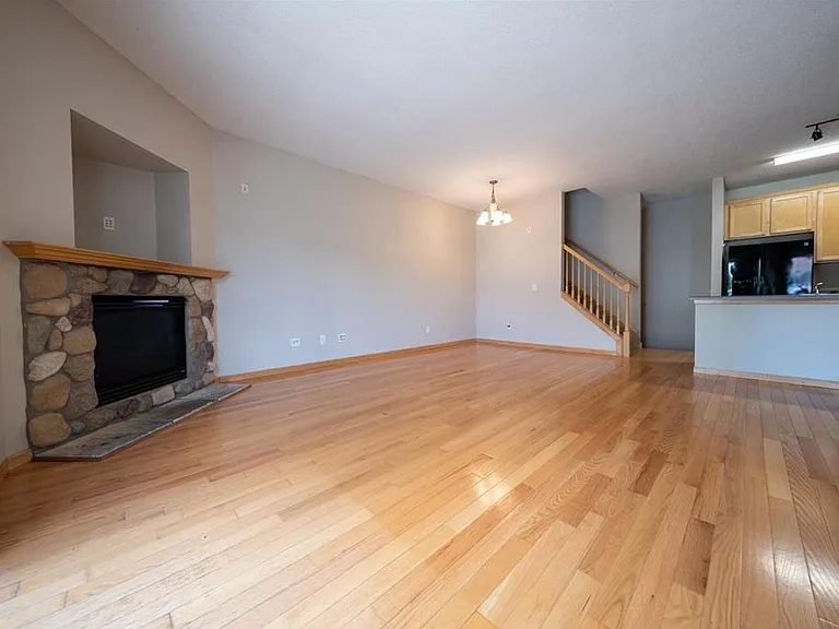 6754 Pine Crest Trl S — Photo 2