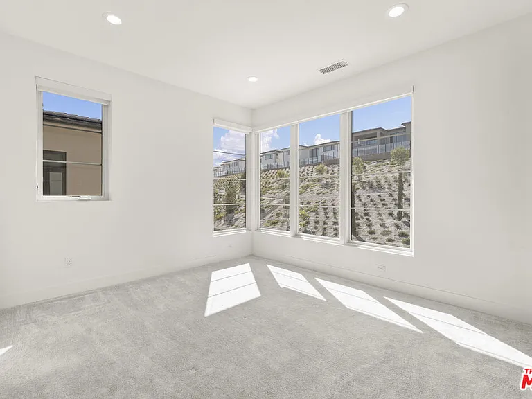 11758 N Hillsborough Ln — Photo 31