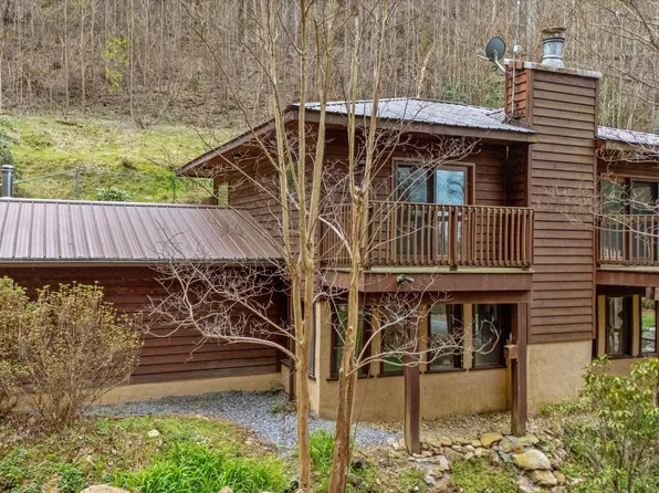 1015 Reagan Springs Rd, Seymour, TN 37865