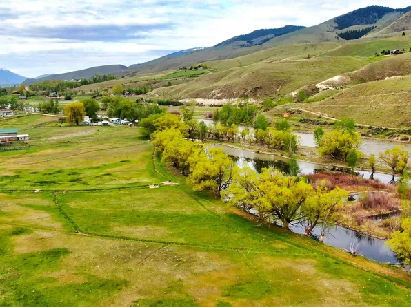 53 Lindberg Ln, Carmen, ID 83462