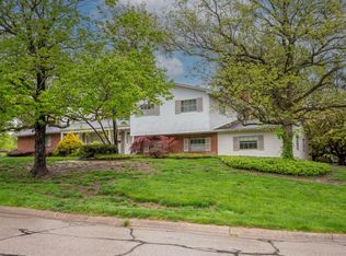 4168 Rowanne Rd, Columbus, OH 43214
