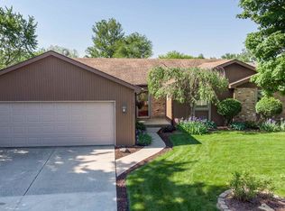 9623 Wolf River Pl, Fort Wayne, IN 46804
