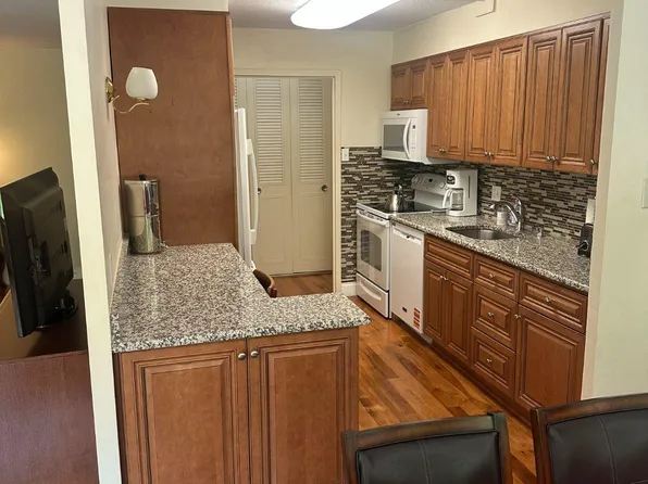 1001 City Ave Unit Ec204, Wynnewood, PA 19096
