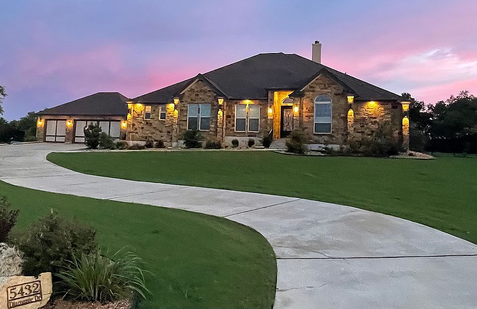 1st image of 5432 Diamante Dr
