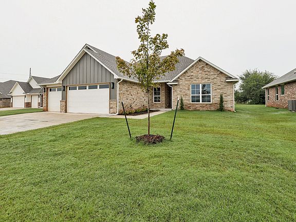 4th image of 3011 Pescara Dr