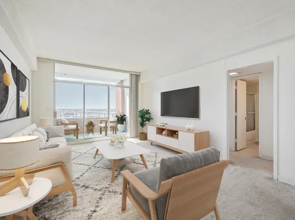 14 Lockwood Dr APT 9K, Charleston, SC 29401