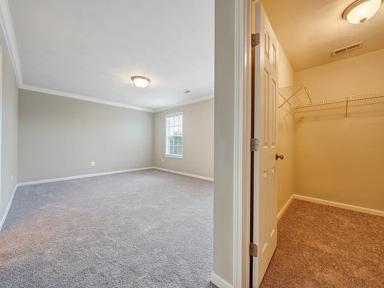 2329 Jenny Ln — Photo 17
