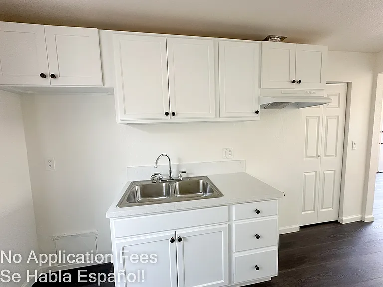 1464 S Palomares St #2 — Photo 6