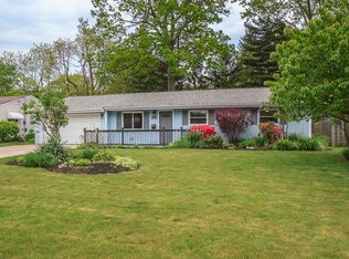 6437 Antoinette Dr, Mentor, OH 44060