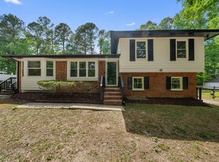 7221 Pilgrim Rd, Raleigh, NC 27616