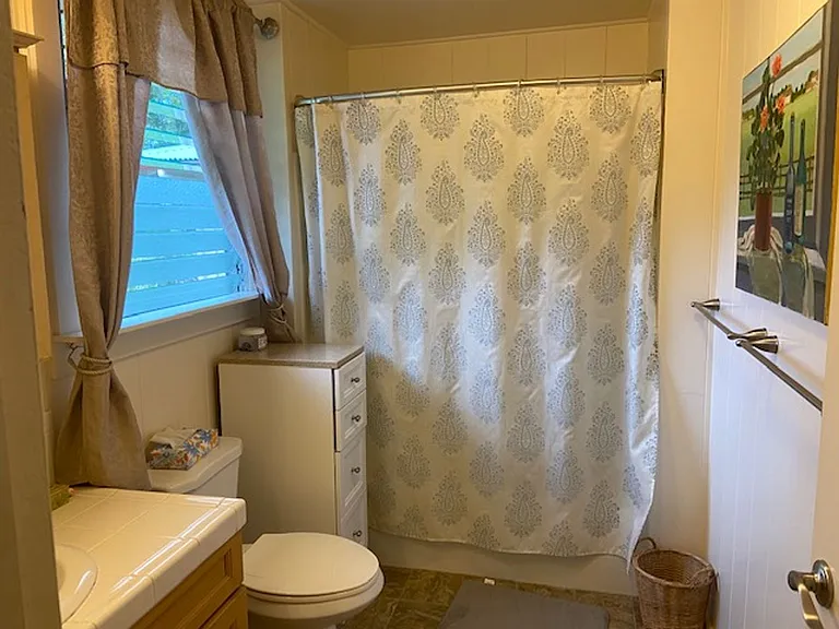 16 Hale Nani Pl #B — Photo 4