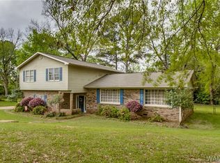 2556 Twin Mnr, Northport, AL 35476