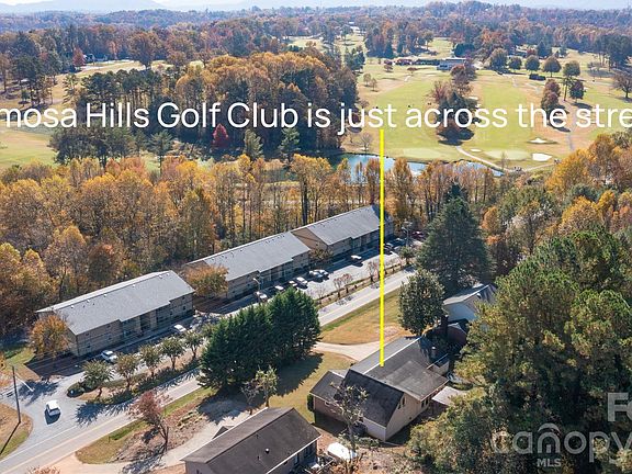 3rd image of 324 Golf Course Rd
