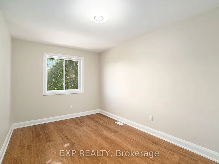 838 Saint Laurent Blvd #3 — Photo 14
