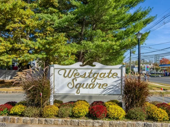 464 Westgate Dr, Edison Twp., NJ 08820